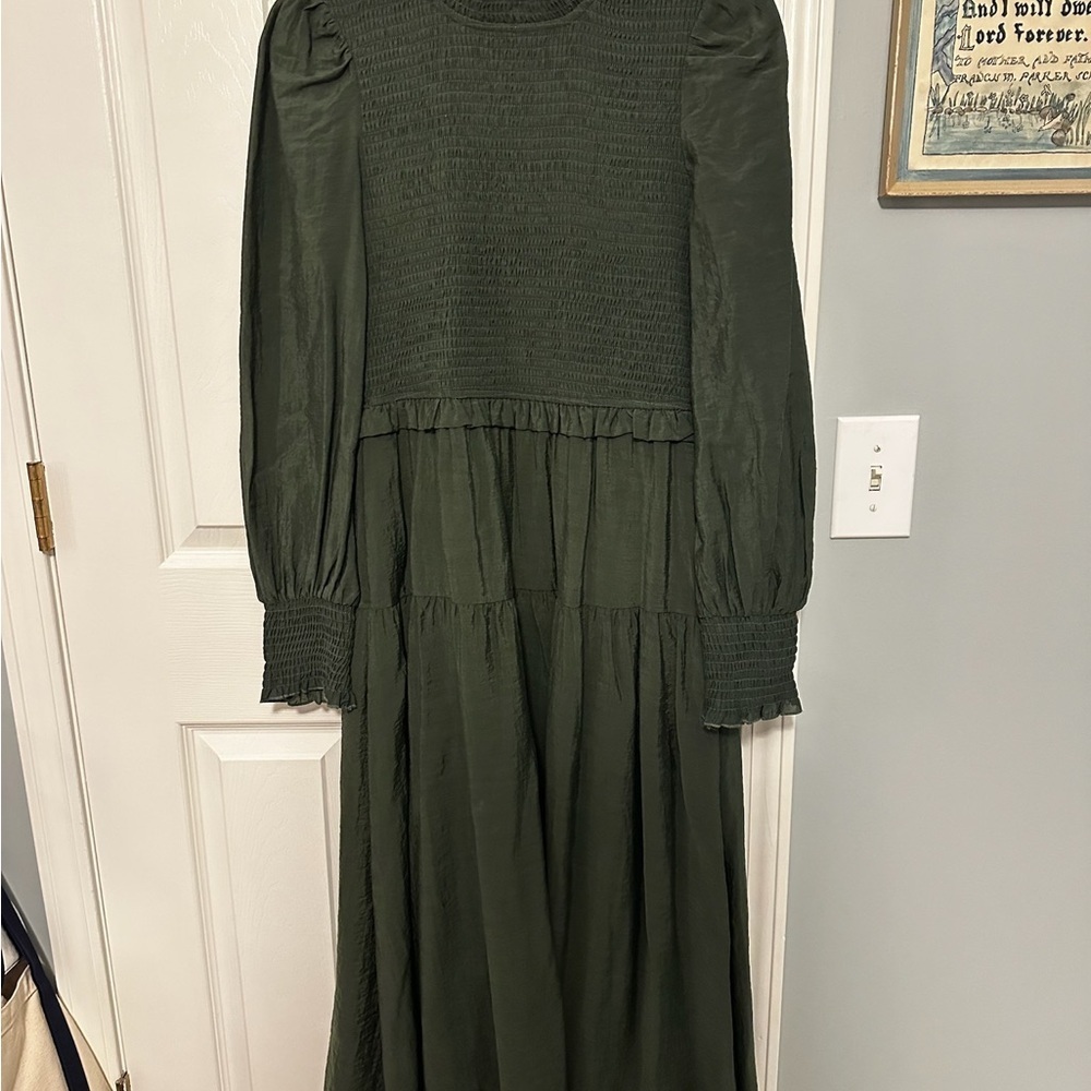 Listicle Forest Green Long Sleeve Dress